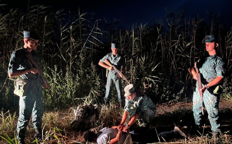 İrandan narkotik qaçaqmalçılığı ilə məşğul olan dəstənin fəaliyyətinin qarşısı alınıb