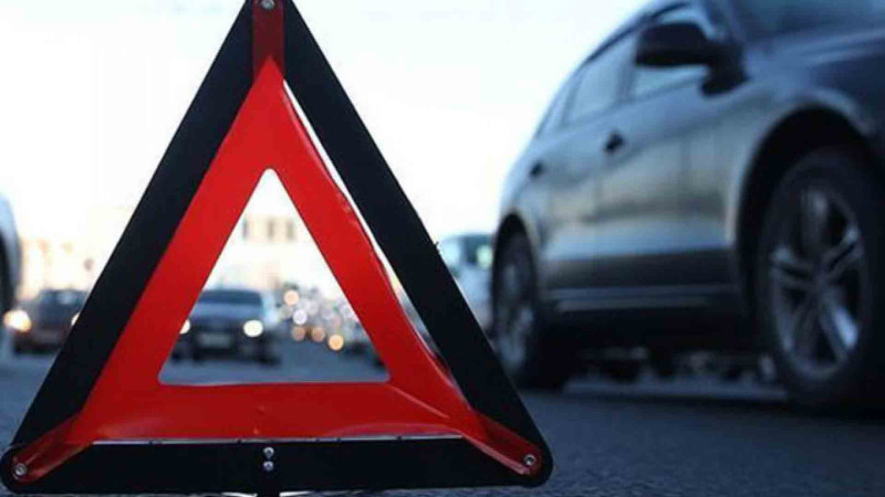 Yasamalda ağır yol qəzası: 2 nəfər xəsarət alıb