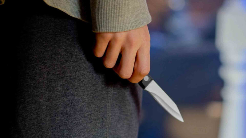 Zabratda gənc oğlan naməlum şəxs tərəfindən bıçaqlanıb