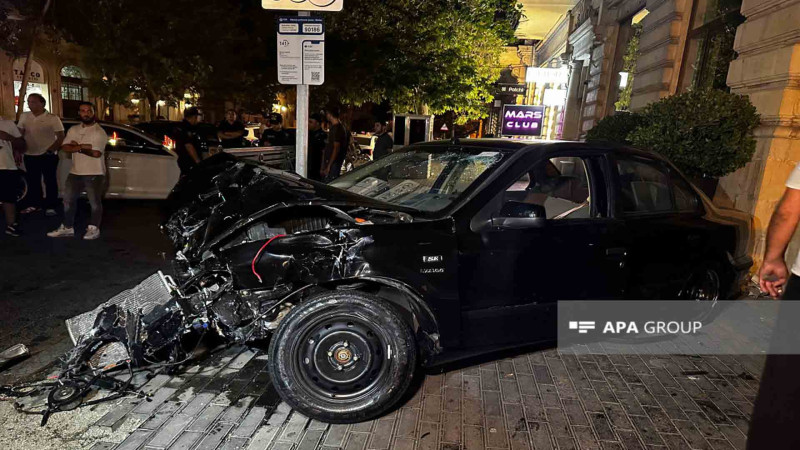 Nəsimi rayonunda avtoqəza: 5 nəfər xəsarət alıb