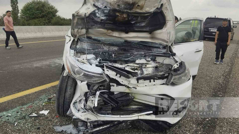 Beş Bakı sakini Xaçmazda ağır avtoqəzaya uğrayıb