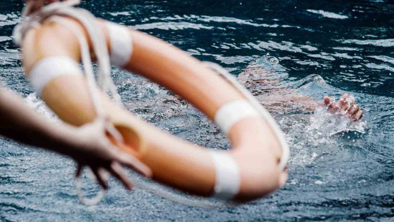 Dənizdə 1 nəfər batmaqdan xilas olunub