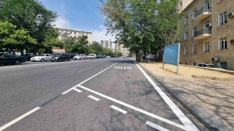 Avtobus zolaqlarının təşkili davam edir