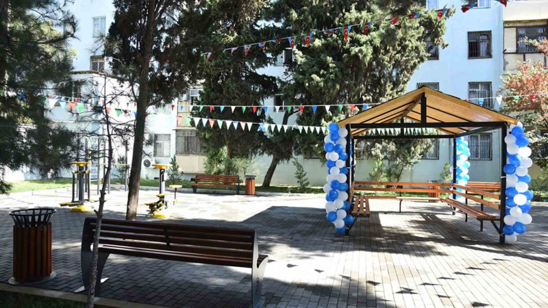 Nəsimi rayonunda növbəti “Abad həyət” sakinlərin istifadəsinə verilib