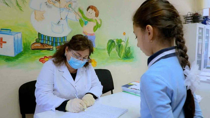 Bakıda 24 təhsil müəssisəsində tibb xidməti yoxdur