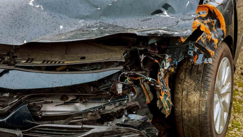 Suraxanıda avtoqəza xəsarətlə nəticələnib