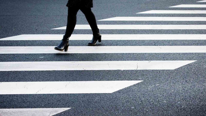 Sabunçu qəsəbəsində yaşlı qadını maşın vurub