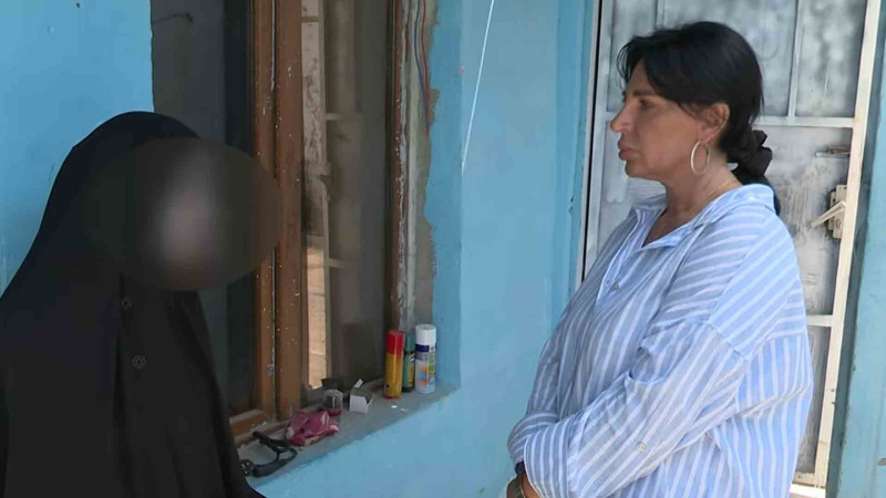 İnternetdə dini tədrislə məşğul olan kişi arvadını vəhşicəsinə döyüb