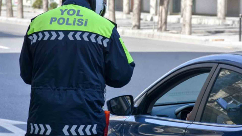 Baş Dövlət Yol Polisi İdarəsi sürücülərə müraciət edib