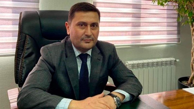 Bakıda vəzifəli şəxs intihar edib