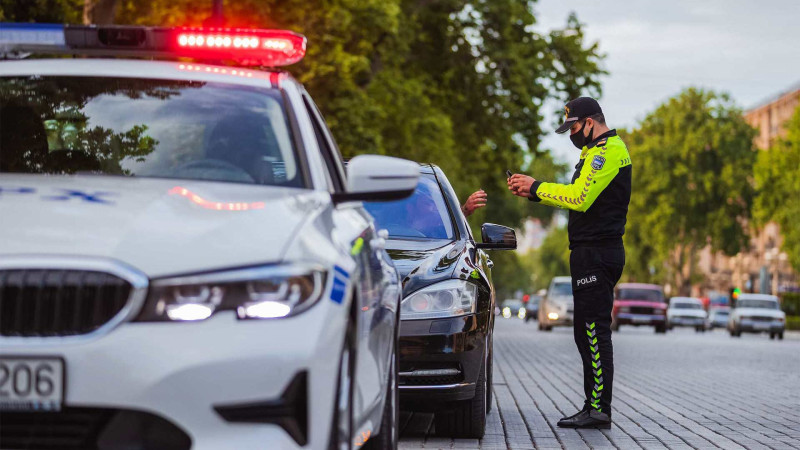 Bakıda “parkovşik”lərə qarşı reyd keçirilib