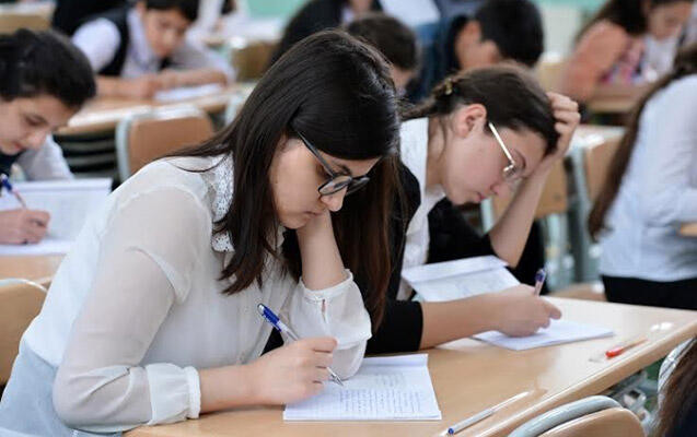 Orta keçid balı 600-dən çox olan ali məktəblərin adları açıqlanıb