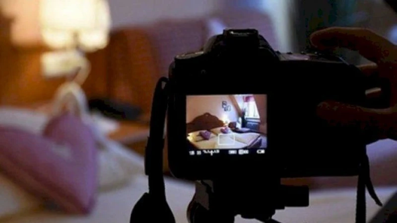 Britaniyalı iş adamını şantaj edən qadın azadlığa buraxıldı