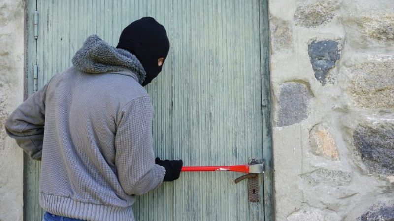 Bakıda evdən samovar oğurlayan şəxs tutulub