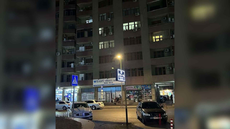 Xətaidə piyadalar rəngi qaçmış piyada zolağından keçməyə qorxurlar