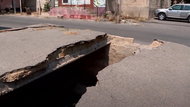 Bakıda yanğınsöndürmə hovuzu aylardır təhlükə saçır