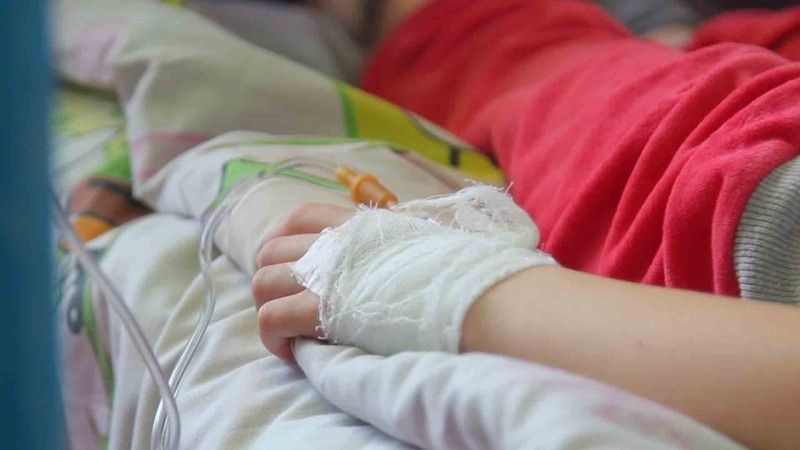 Xəzər rayonunda 7 yaşlı oğlan qəzaya uğrayıb