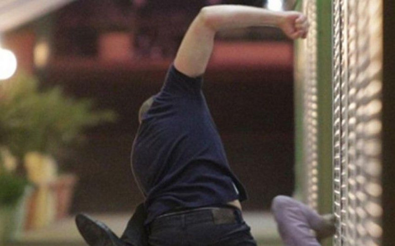 Söyüş söyəni döyən şəxsə hökm oxundu