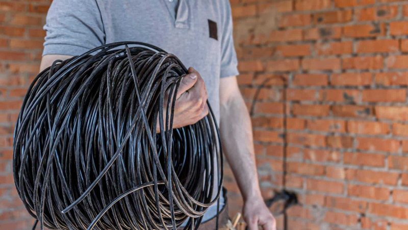 Evin həyətindən oğurluq edən şəxs saxlanılıb