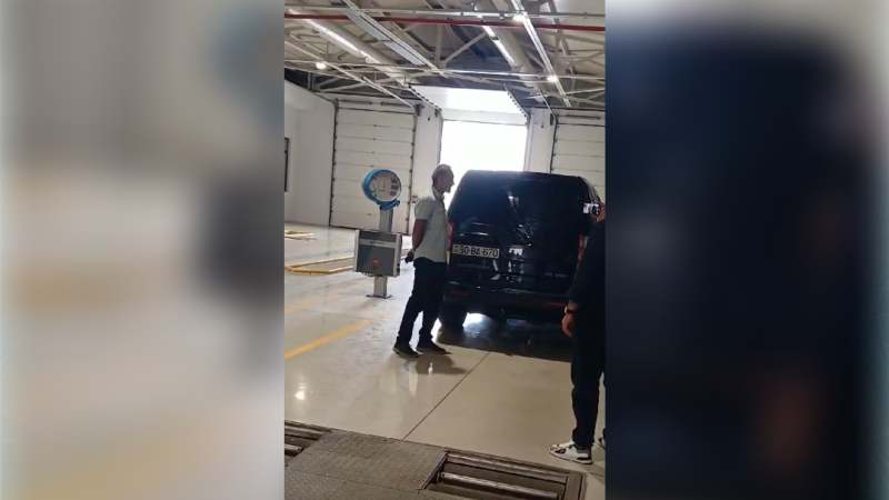 Avtomobilini texniki baxışa gətirdi, narotiklə tutuldu