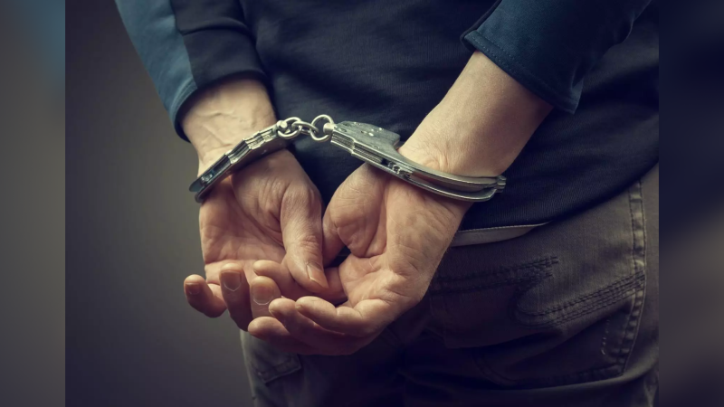 Paytaxtda 4 kondisioner oğurlanıb