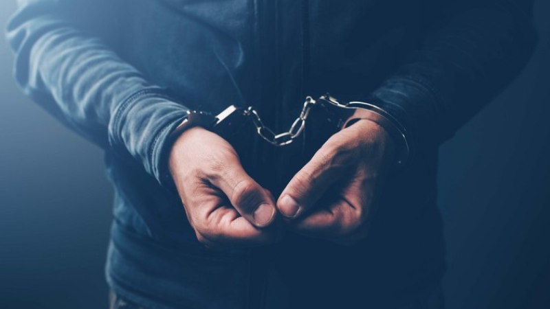 Paytaxtda köşk qarət olunub