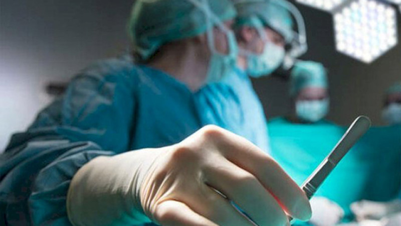 Bakıda əməliyyat olunan azyaşlı ölüb