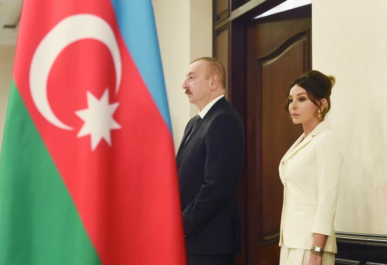 Prezident İlham Əliyev, birinci xanım Mehriban Əliyeva və qızları Leyla Əliyeva səs veriblər