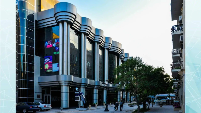 Gənc Tamaşaçılar Teatrı sentyabr repertuarını açıqlayıb