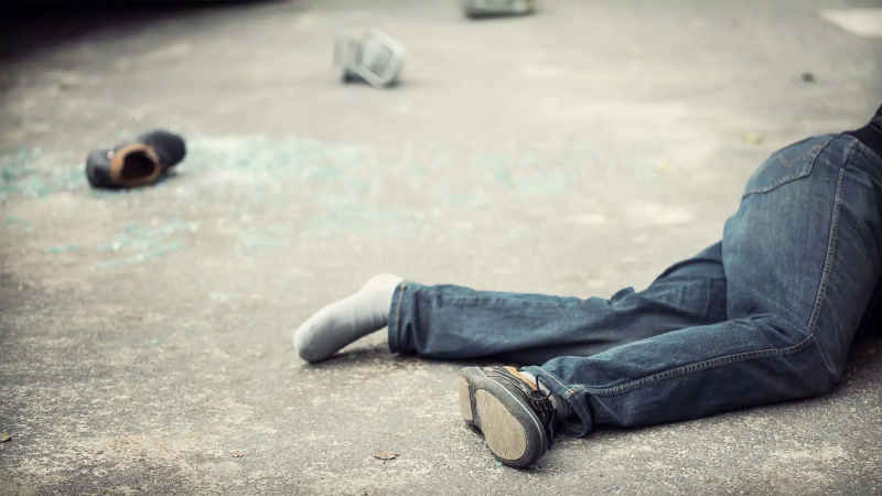 Xocasəndə avtomobil iki piyadanı vurub, biri ölüb