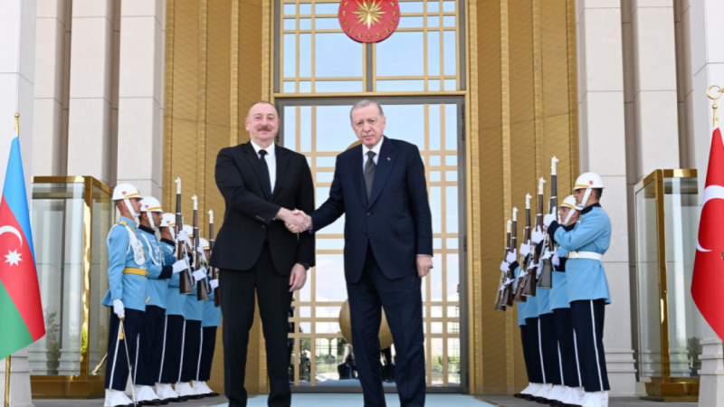 İlham Əliyev Rəcəb Tayyib Ərdoğanı təbrik edib
