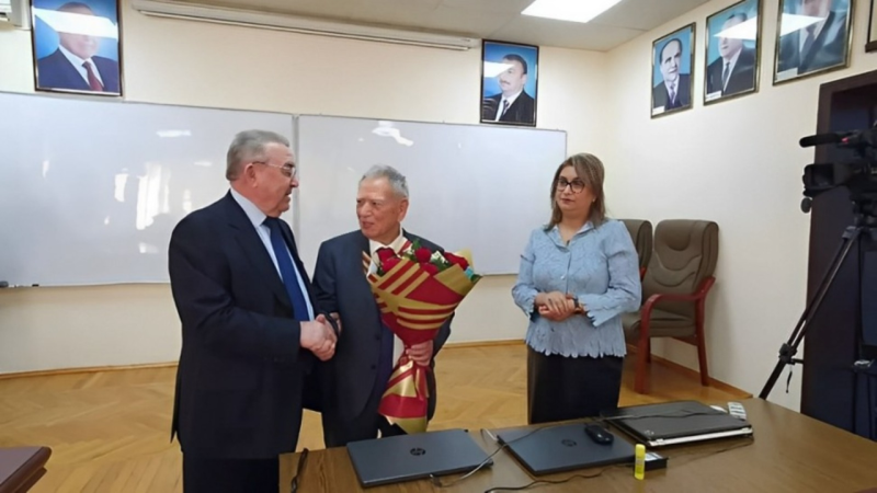 Misir Mərdanov həmkarının ölümündən xəbər verdi