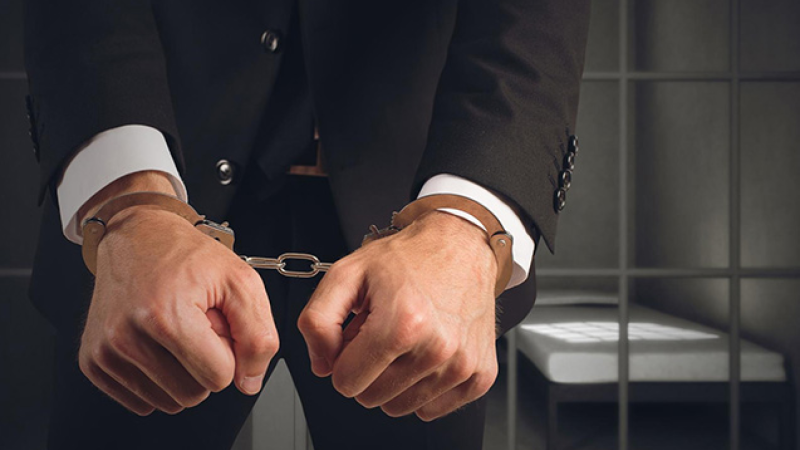 Bakıda şirkət rəhbəri həbs edildi - Yarım milyonluq fırıldaq