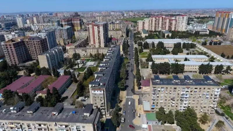 Xətai prospektində hər an faciə yaşana bilər - VİDEO