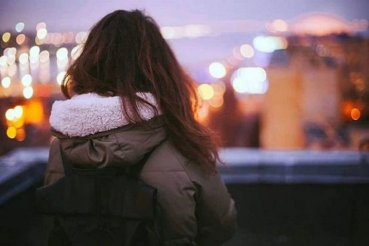 Bakıda 16 yaşlı qız itkin düşdü