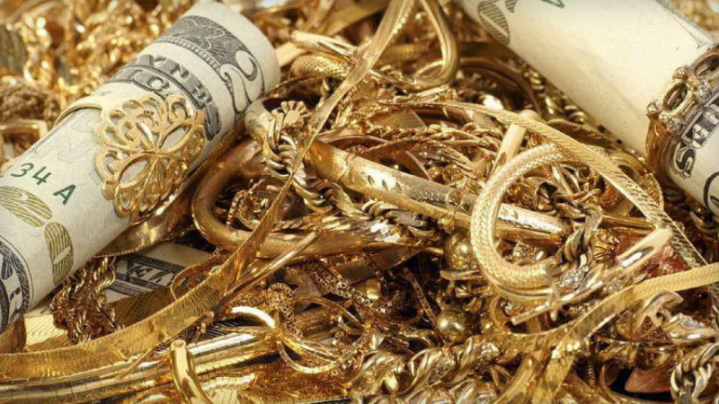 Bakıda ev qarət olunub