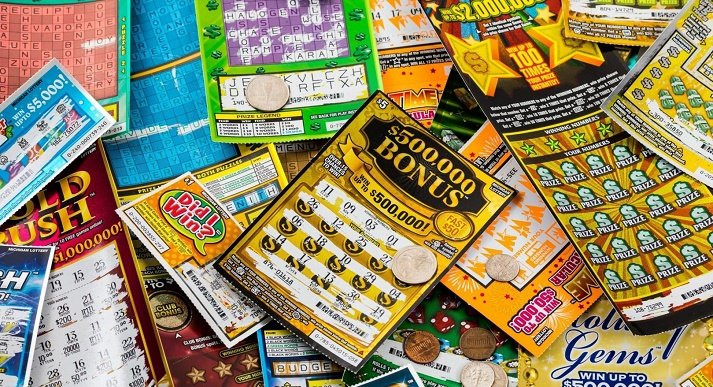 Lotereya biletlərini taladılar, tutuldular
