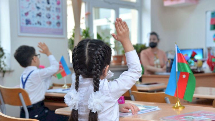 Qızlar bu fənləri oğlanlardan daha yaxşı oxuyur