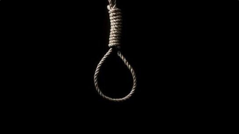 Paytaxtda qadın intihara cəhd edib