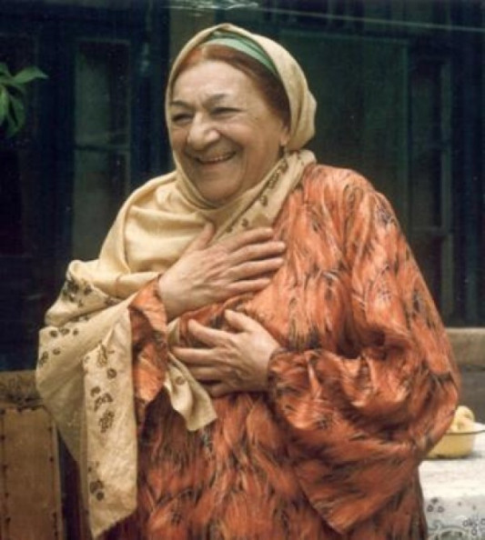 Özündən 11 yaş kiçik oğlanla evləndi, nəvəsini övladlığa götürdü - Nəsibə Zeynalova