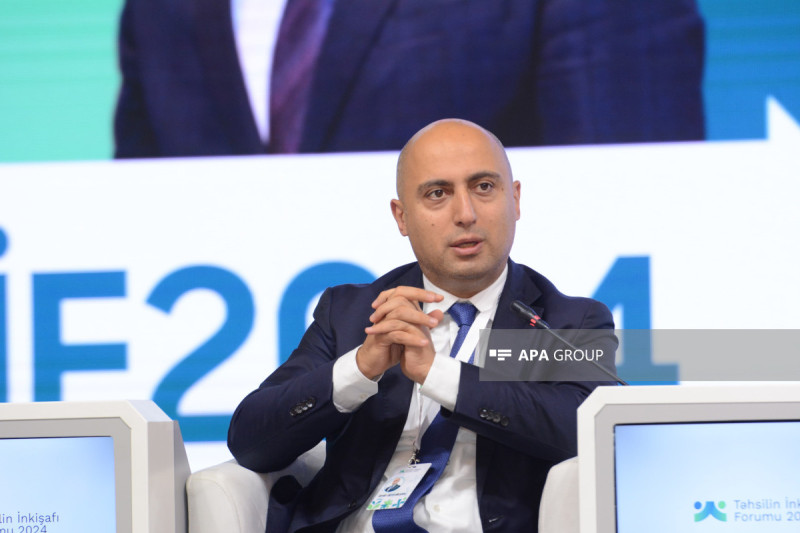 “Siz alim deyilsiniz” - Təhsil naziri