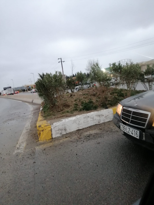 Hökməli dairəsində təhlükə – Sakinlər şikayətçidirlər