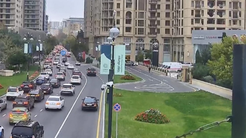 Bakının bu yollarında tıxac var - SİYAHI