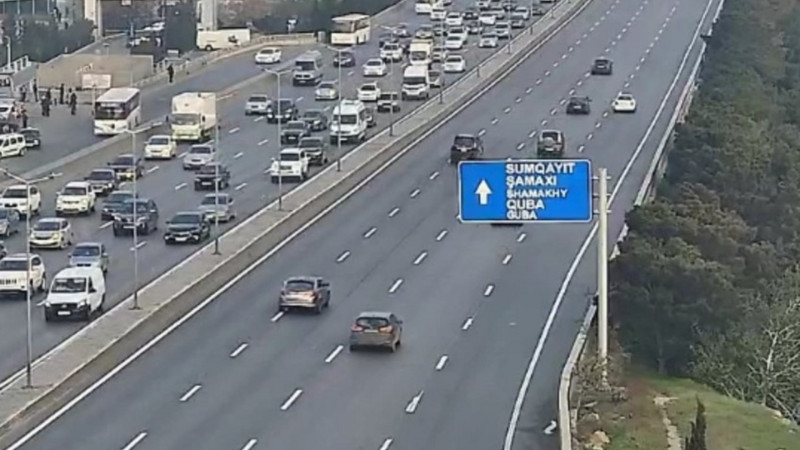 Hazırda bu yollarda tıxac var- SİYAHI