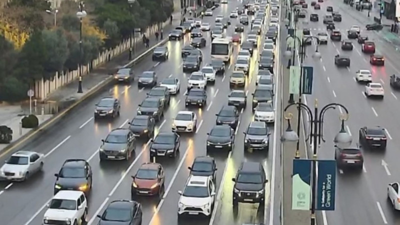 Bakının bu yollarında tıxac var - SİYAHI
