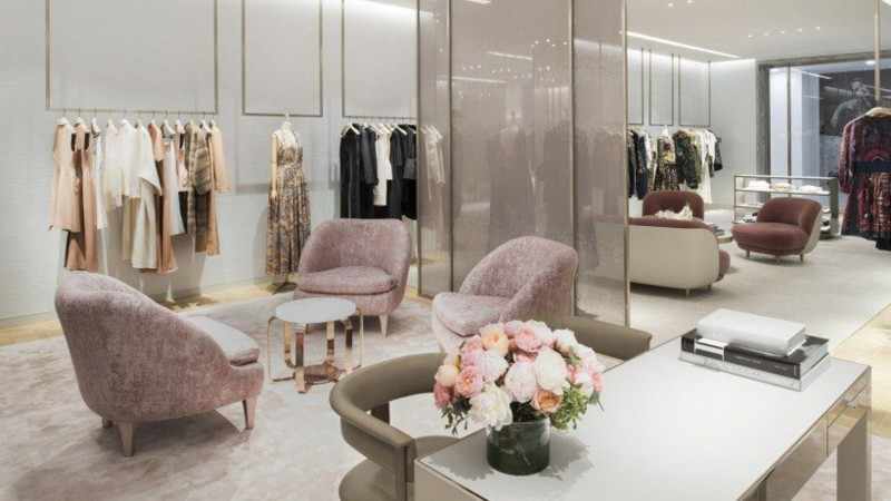 Məşhur moda brendi Azərbaycanda fəaliyyətini DAYANDIRIR