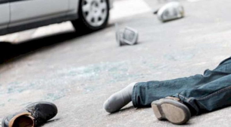 Bakıda avtomobil piyadanı vuraraq öldürdü