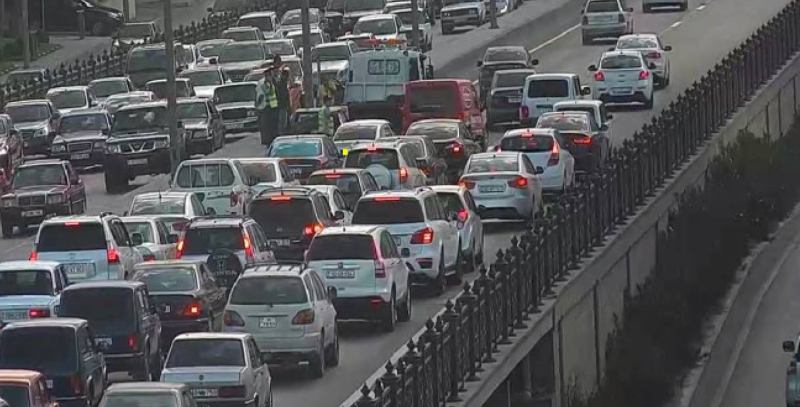 Bakıda tıxaca səbəb olan şəxs HƏBS EDİLDİ