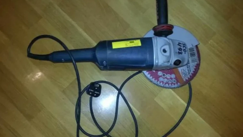 Bakıda laqunda ilə ehtiyatsız davranan kişi öldü