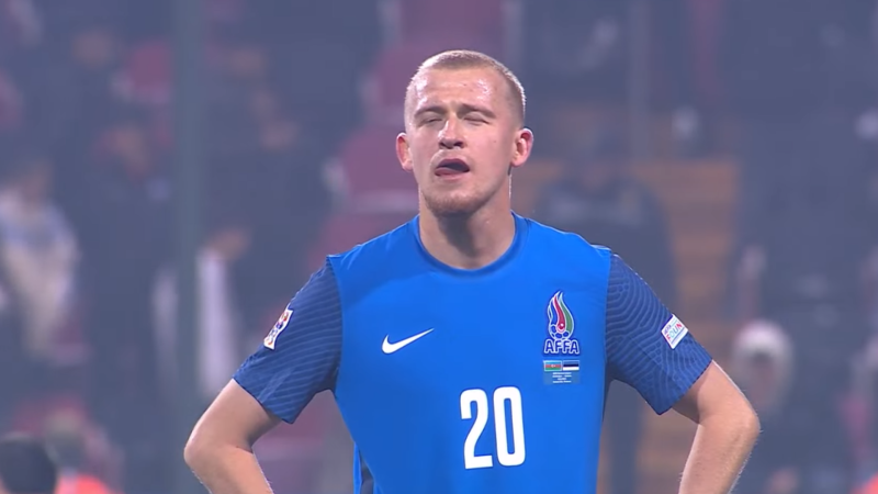 Deputat əsəbiləşdi: “Nəyə görə biz hər zaman böyük hesablı məğlubiyyətləri görürük?”